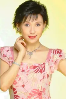 Lisa Lui Yau-Wai como: Carol