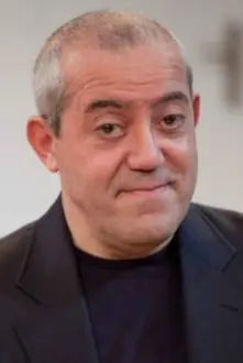 Gianni Ferreri como: Gianni Aiello