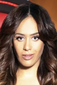 Amel Bent como: 