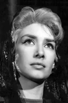 Gilda Lousek como: Rowena of Stratford