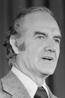 George McGovern como: 