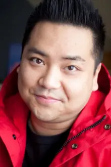 Andrew Phung como: Brent
