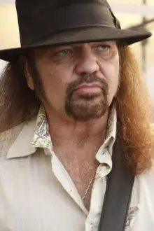 Gary Rossington como: Guitar