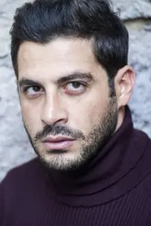 Pasquale Cassalia como: Stefano