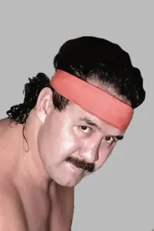 Emanuel Fernandez como: "The Ragin' Bull" Manny Fernandez