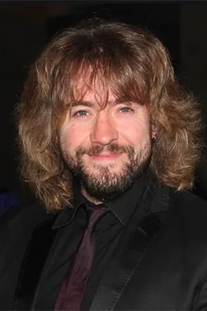 Justin Lee Collins