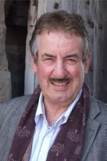 John Challis como: Self/Boycie