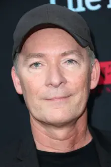 Stephen Stanton como: Jimi Stringer (voice)