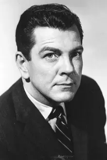 John Bryant como: Lt. Harry Ryan