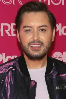 Brian Dowling como: 