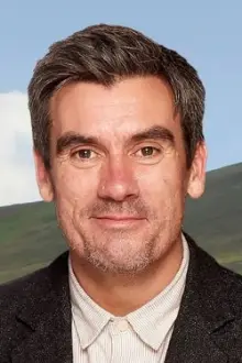 Jeff Hordley como: Punch