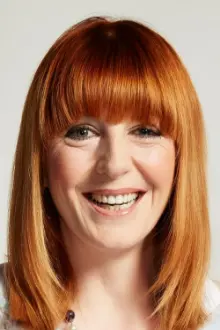 Yvette Fielding como: Ela mesma