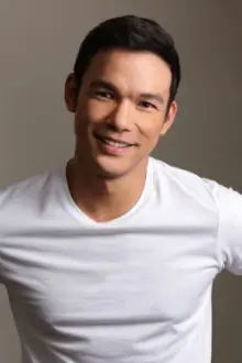 Mark Bautista como: Raffy