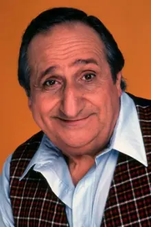 Al Molinaro como: Joe Alberghetti