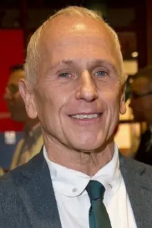 Wayne Sleep como: Dancer