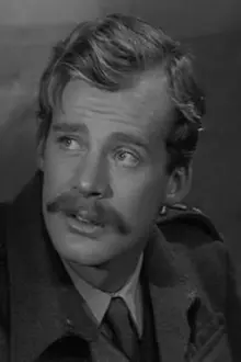 Richard Heffer como: Colonel Yarmouth