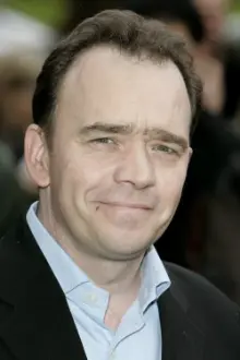 Todd Carty como: Peter 'Tucker' Jenkins