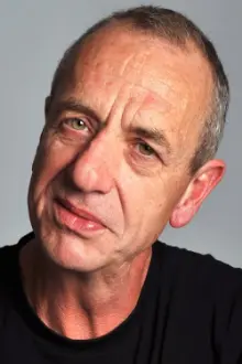 Arthur Smith como: Narrator (voice)