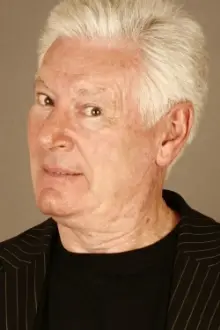 Roy Walker como: 