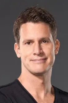 Daniel Tosh como: 