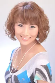 Miho Yamada como: Edith Foss