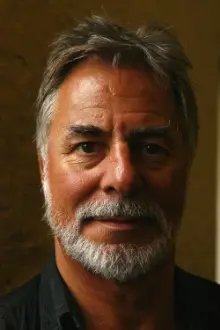 Barrie Rutter como: David Ackroyd