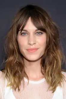 Alexa Chung como: Ela mesma