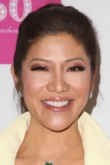 Julie Chen Moonves como: Herself - Host