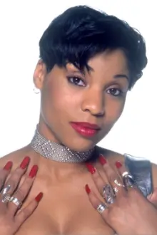 Adina Howard como: Arin