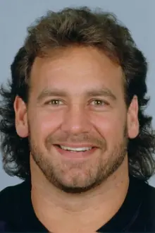 Bob Golic como: Dewey Pounder