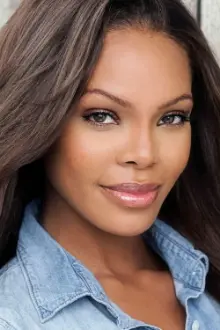 Crystle Stewart como: Mallory