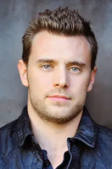 Billy Miller como: Garret Church