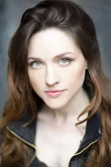 Katie Sheridan como: Clara Browning