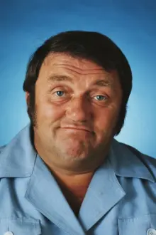 Les Dawson como: Self (Archive)