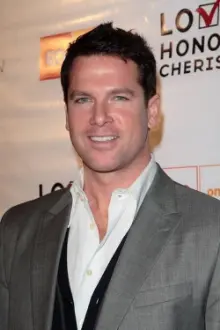 Thomas Roberts como: 