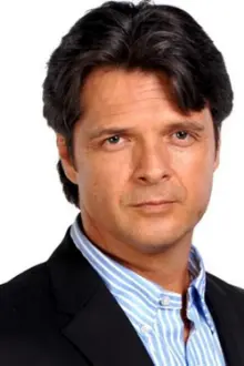 Ariel López Padilla como: Cesar Davola