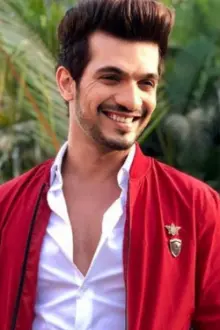 Arjun Bijlani como: 