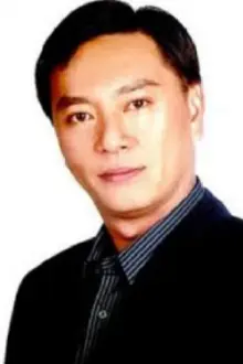 Huang Yiliang como: Cheng Cai's Father