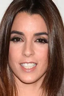 Ruth Lorenzo como: Presentadora