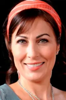 Selda Özbek como: Melek