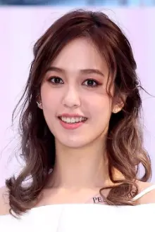 Annie Chen como: Song Yi Jie