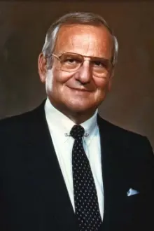 Lee Iacocca como: Lee Iacocca