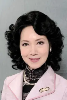 Susan Tse como: Auntie Yan