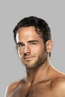 Christopher Lindsey como: Roderick Strong