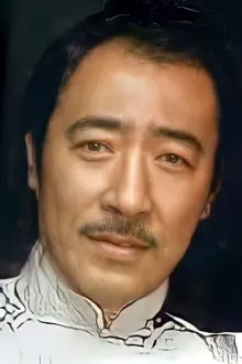 Peter Yang Kwan como: Professor Pai