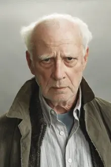 Peter Meinhardt como: Herr Bergmann