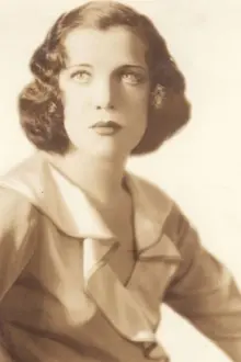 Frances Upton como: Aggie