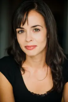 Stéphanie Dawson como: Geneviève