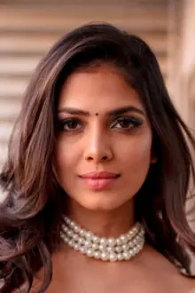 Malavika Mohanan como: Saral