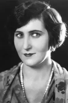 Marie Grossová como: Eva